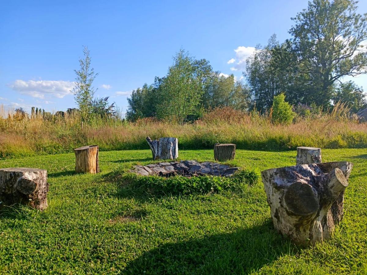 Hotel Au Pied Du Trieu, The Glamping Experience Labroye Exterior foto