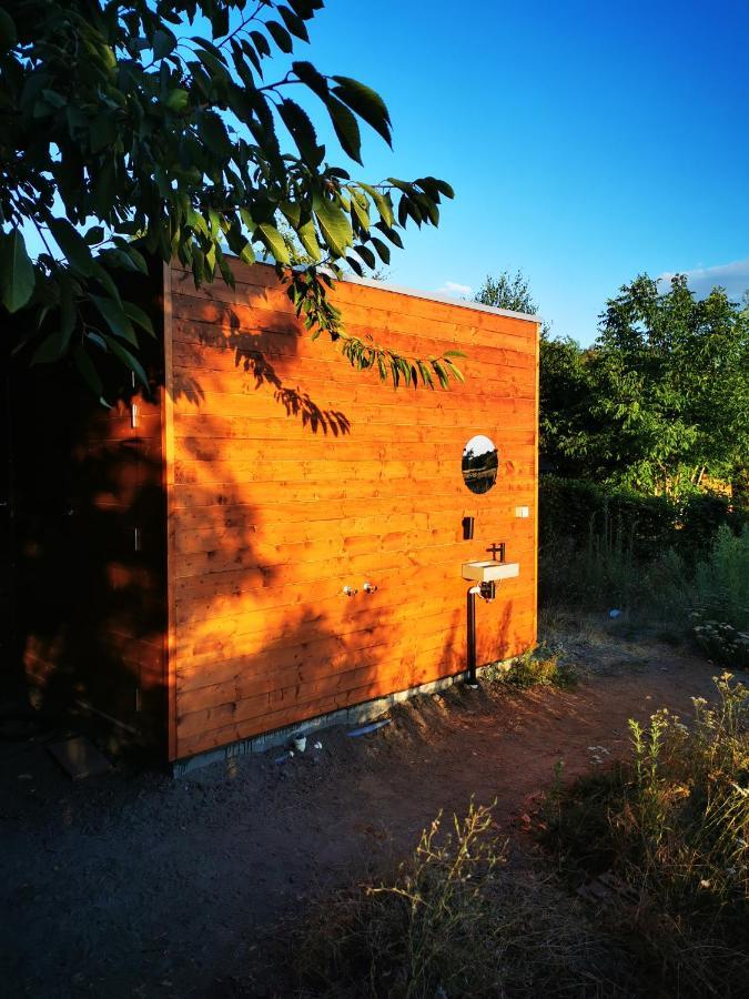 Hotel Au Pied Du Trieu, The Glamping Experience Labroye Exterior foto